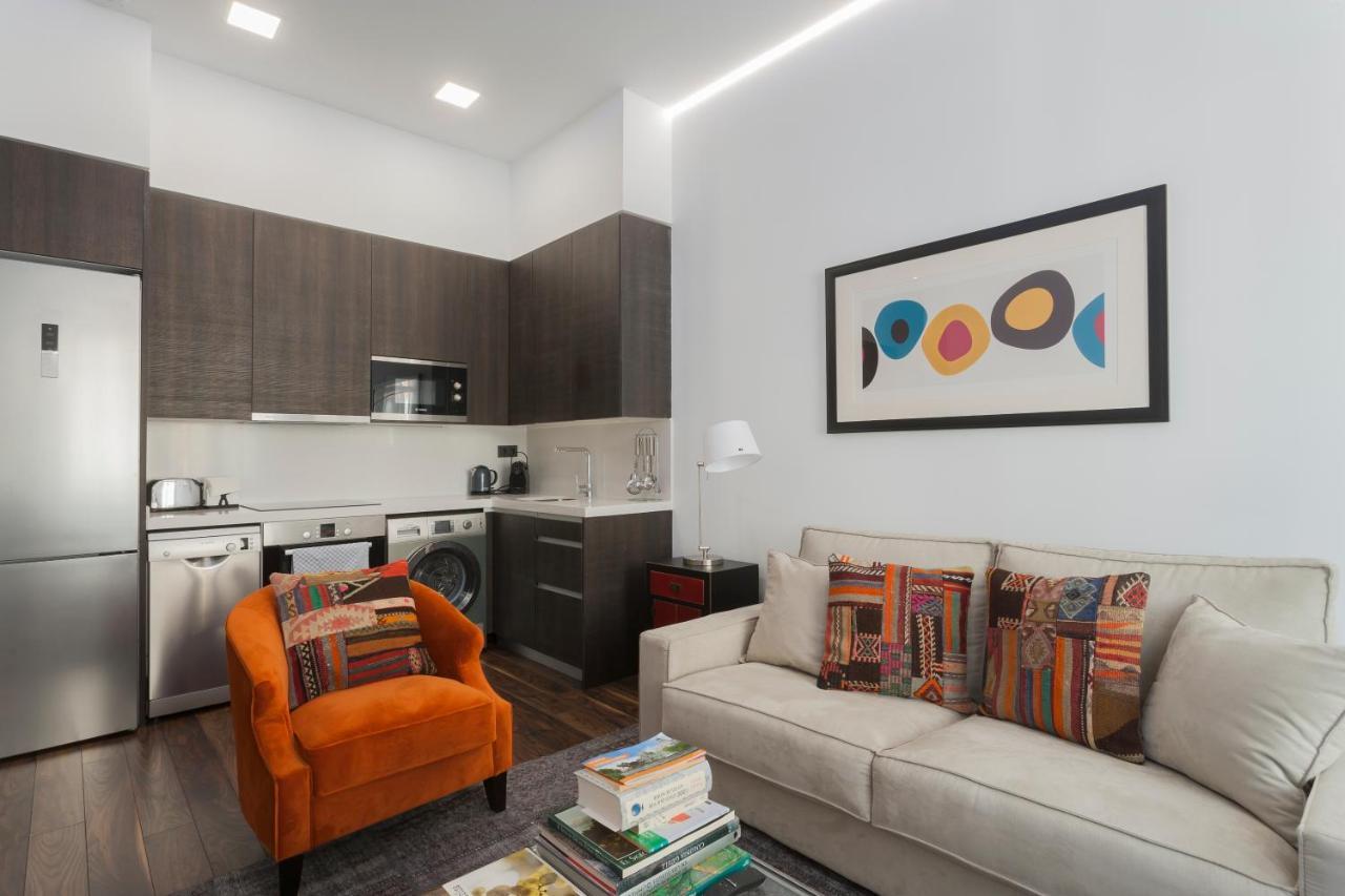 Dobohomes - Gran Via 2 Madrid Exterior photo